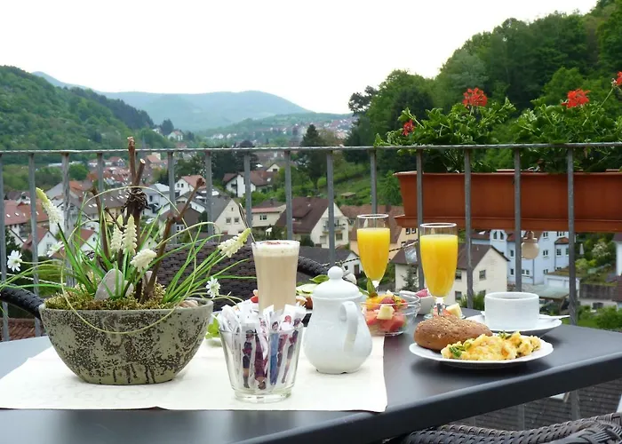 Bergterrasse 住宿加早餐酒店 特里费尔斯山麓安韦勒